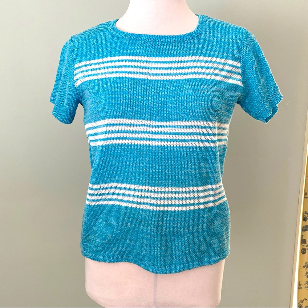 Aquarium & White Striped Tee
